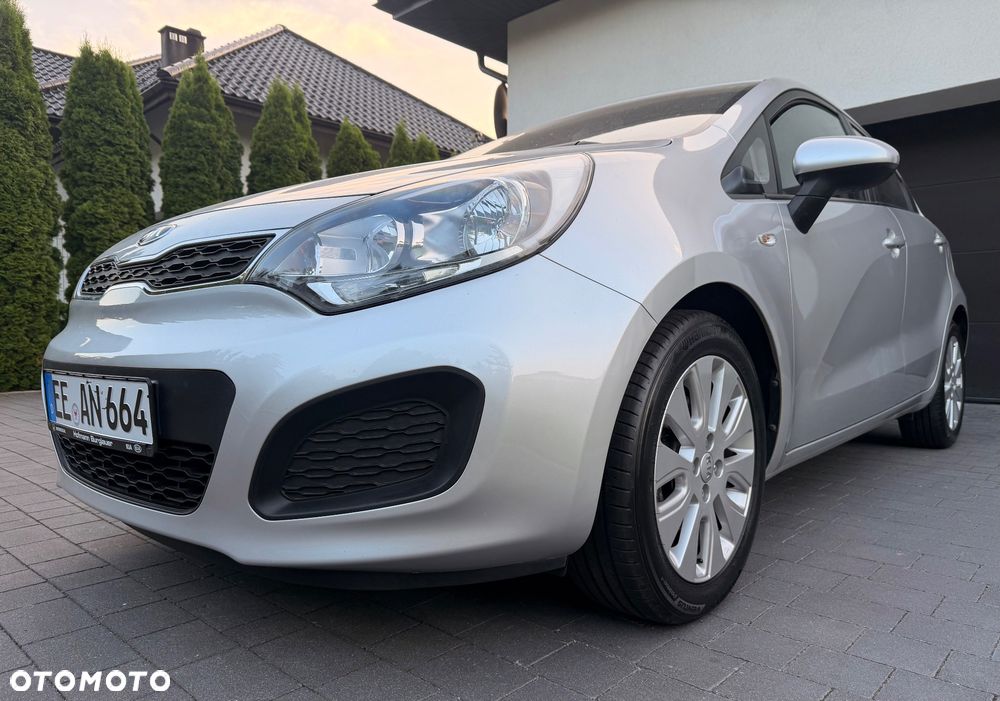 Kia Rio 1.2 Attract - 15