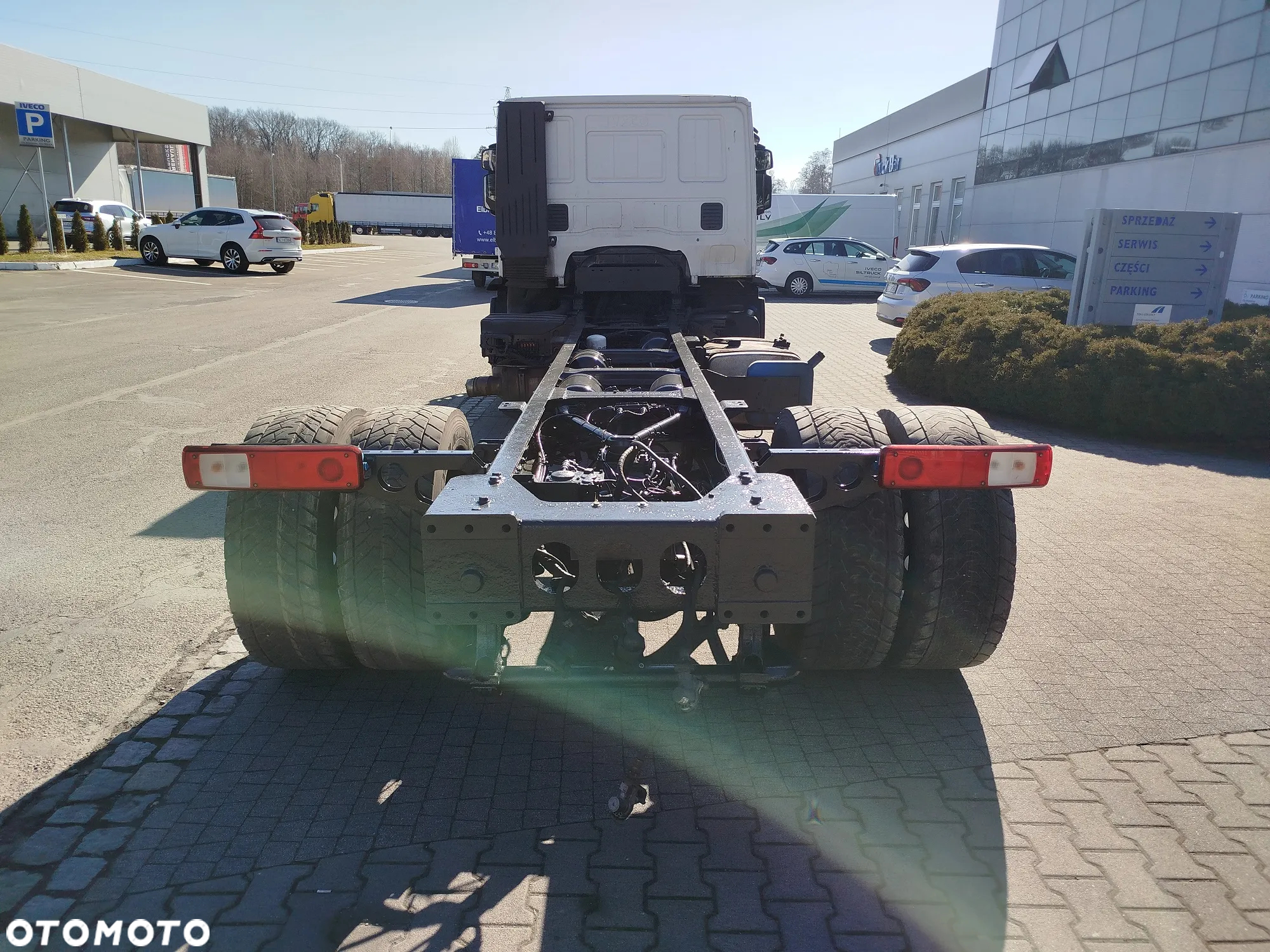 Iveco STRALIS Podwozie pod zabudowę (np. autotransporter) - 8