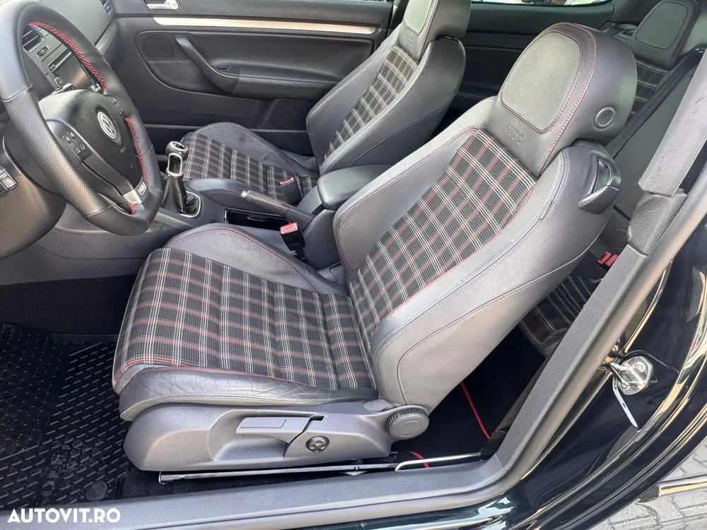 Volkswagen Golf 2.0 FSI GTI 30 Edition - 20
