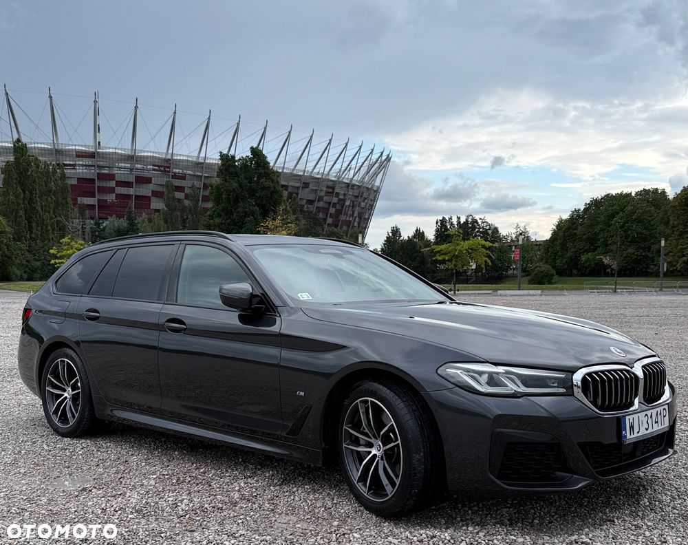 BMW Seria 5 530d mHEV M Sport sport - 2