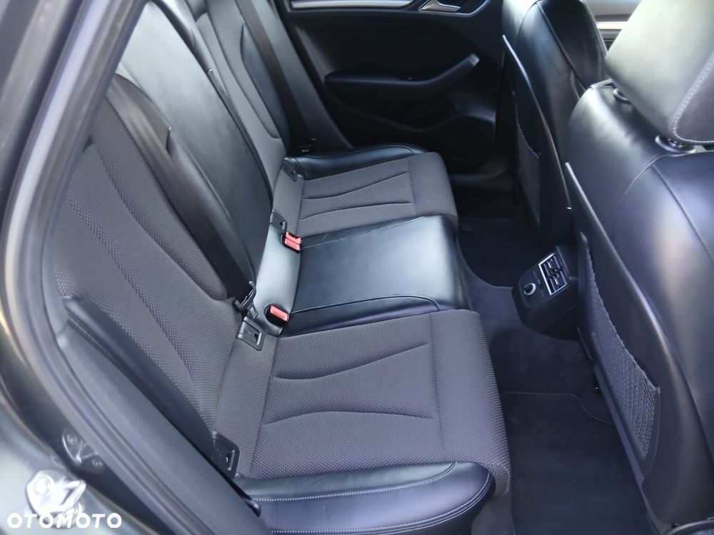 Audi A3 Sportback 1.6 TDI S tronic sport - 29