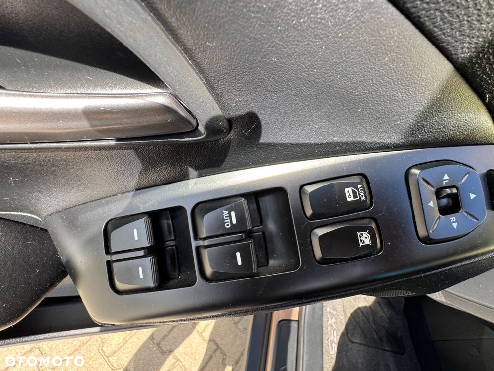 Hyundai ix35 1.7 CRDi Premium 2WD - 28