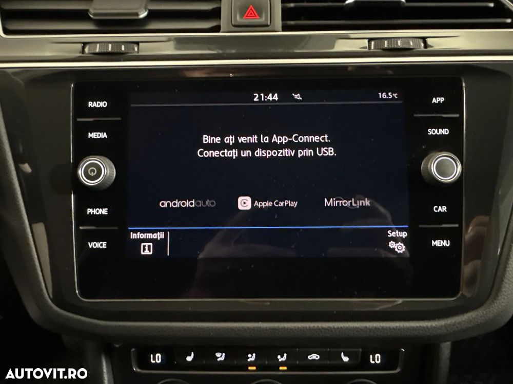 Volkswagen Tiguan - 21