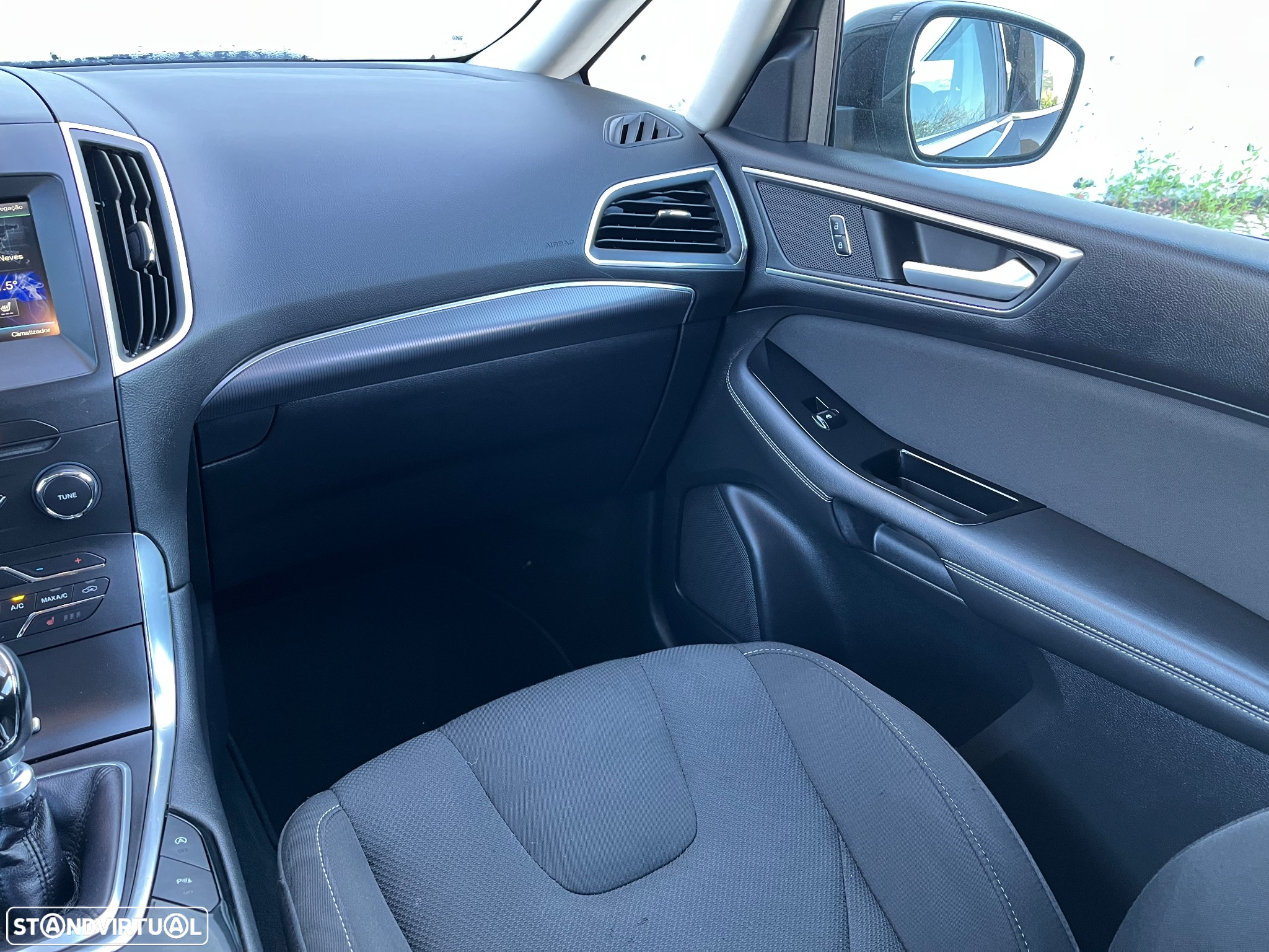 Ford S-Max 2.0 TDCi Titanium - 24