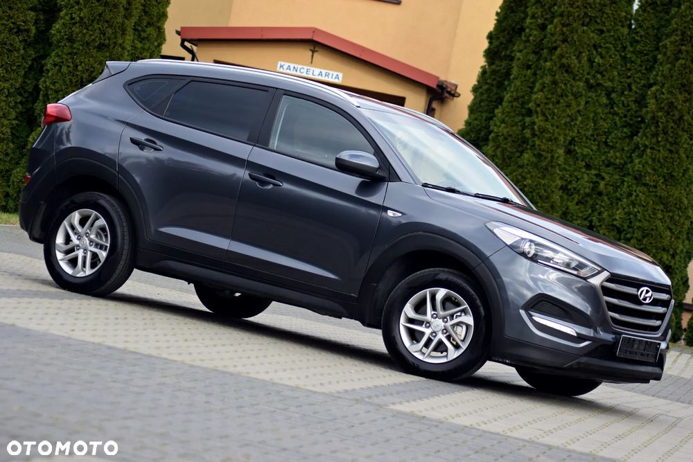 Hyundai Tucson 2.0 CRDI 4WD Automatik Premium - 22