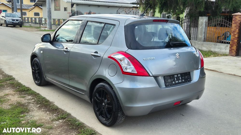 Suzuki Swift - 3