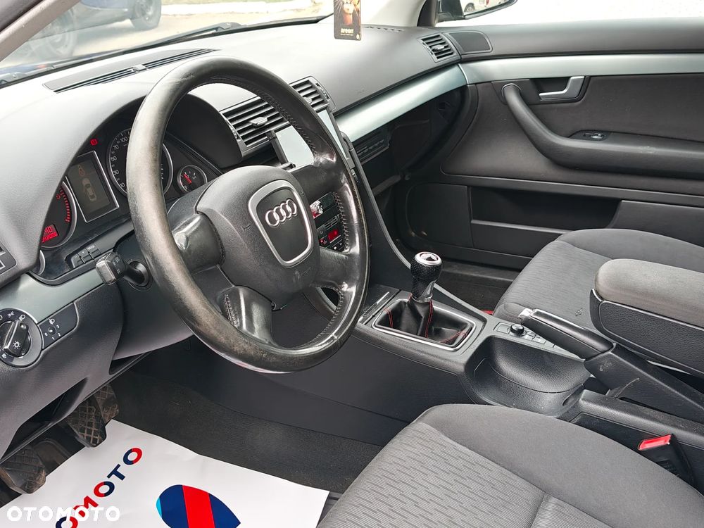 Audi A4 Avant 2.0 TDI DPF - 10