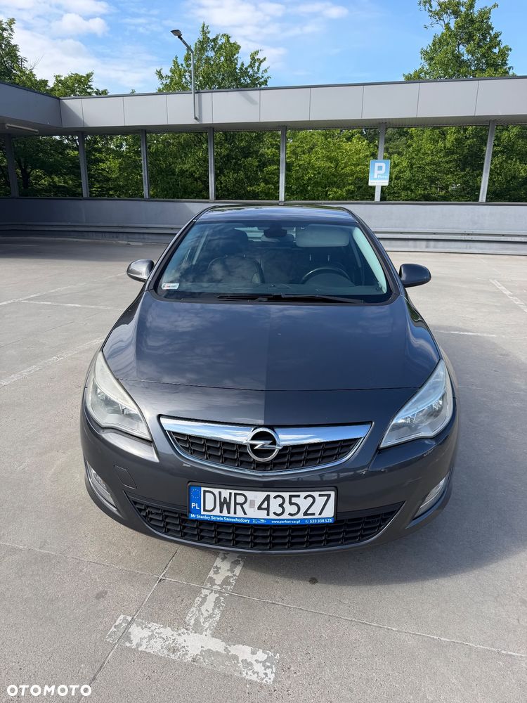 Opel Astra 1.6 Cosmo - 1