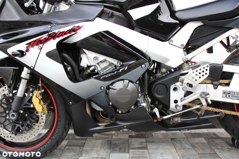 Honda CBR - 14