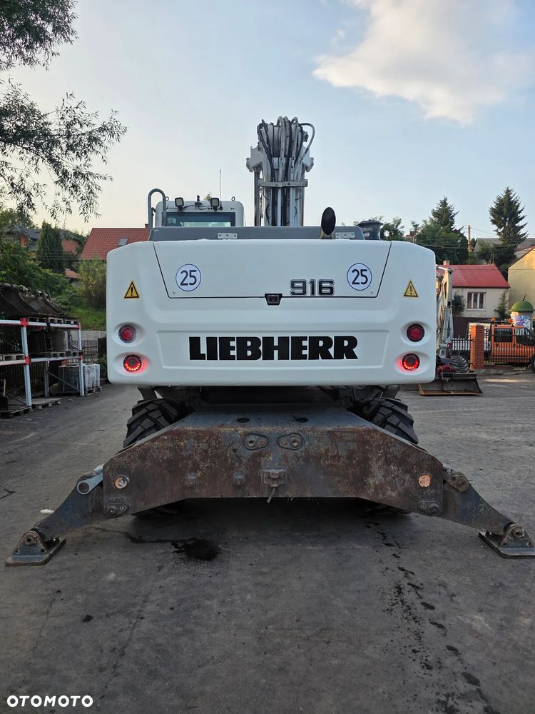 Liebherr A916 - 6
