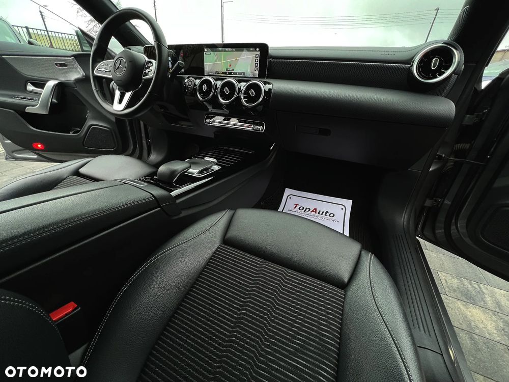 Mercedes-Benz CLA 220 d 8G-DCT - 16