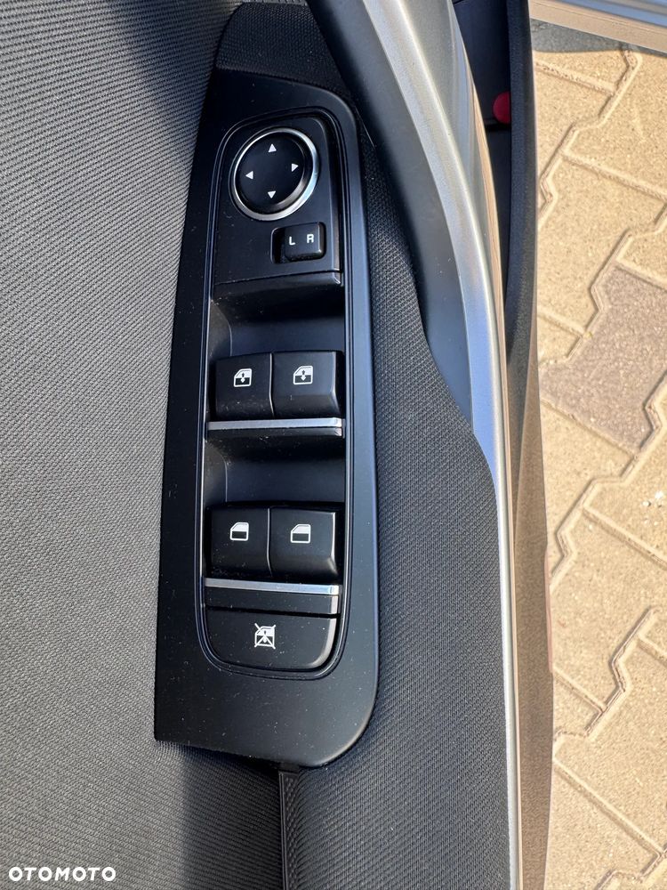 Kia Ceed 1.6 CRDi mHEV M - 13