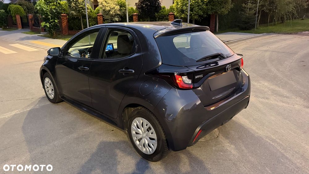 Toyota Yaris - 3