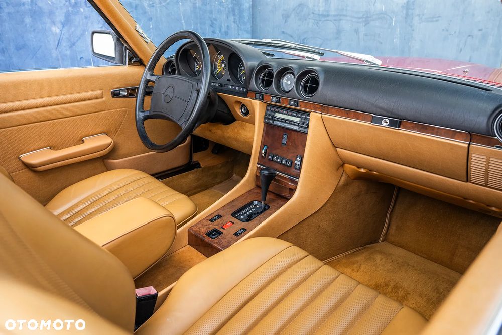 Mercedes-Benz SL - 21