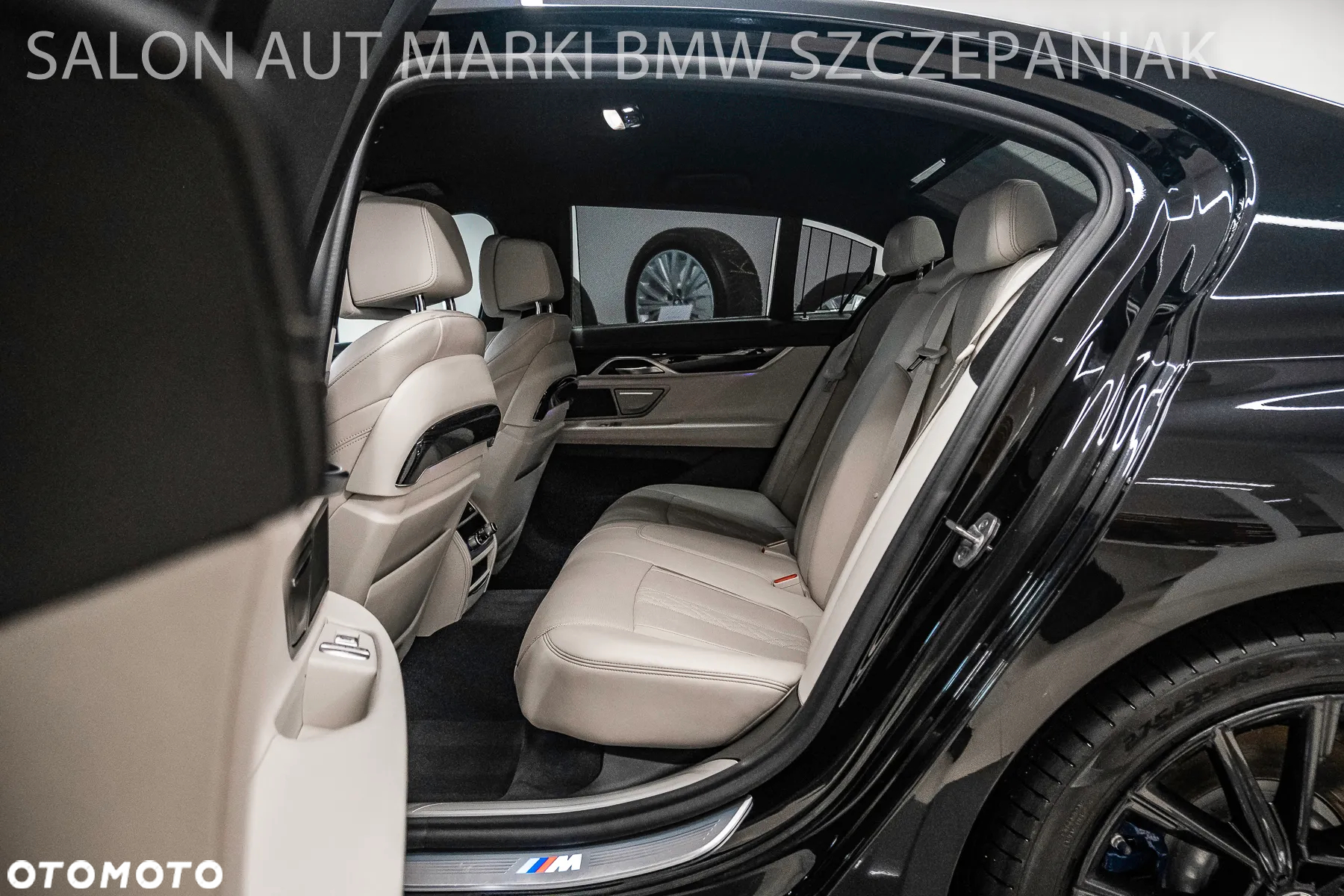 BMW Seria 7 750d xDrive sport - 26