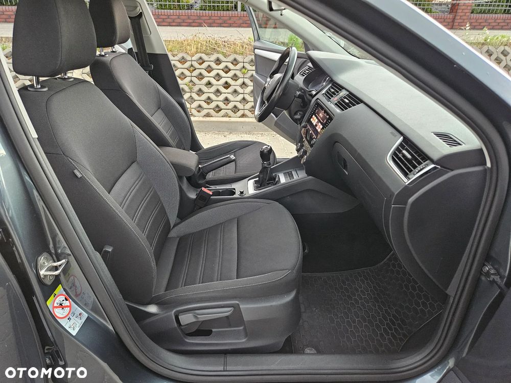 Skoda Octavia 1.4 TSI Ambition - 18