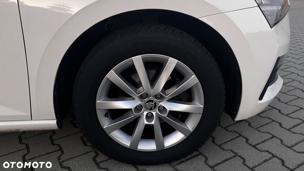 Skoda Scala 1.6 TDI SCR Active - 37