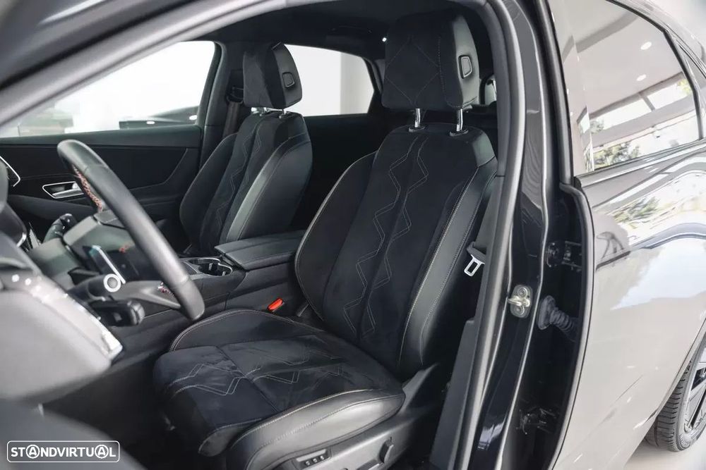 DS DS7 Crossback E-Tense Performance Line EAT8 - 29