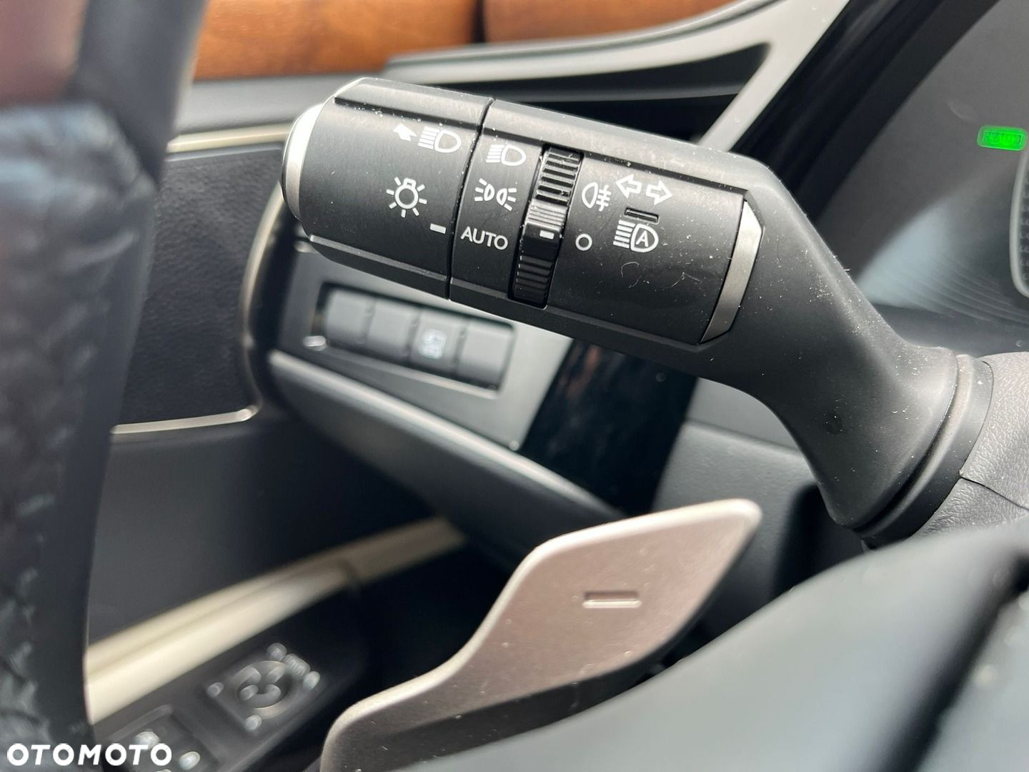 Lexus ES - 32