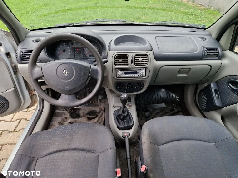 Renault Thalia 1.4 16V Expression - 10