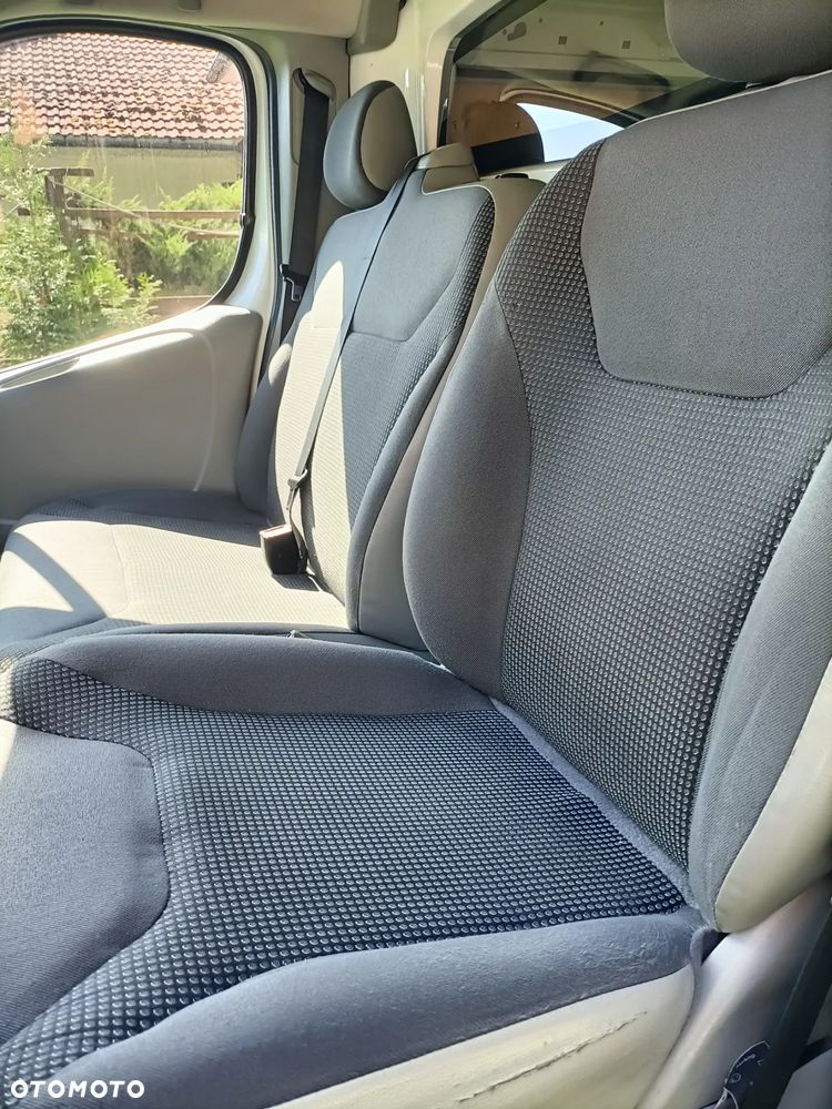 Opel Vivaro - 16
