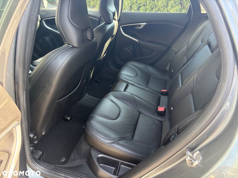 Volvo V40 D2 Geartronic Inscription - 22