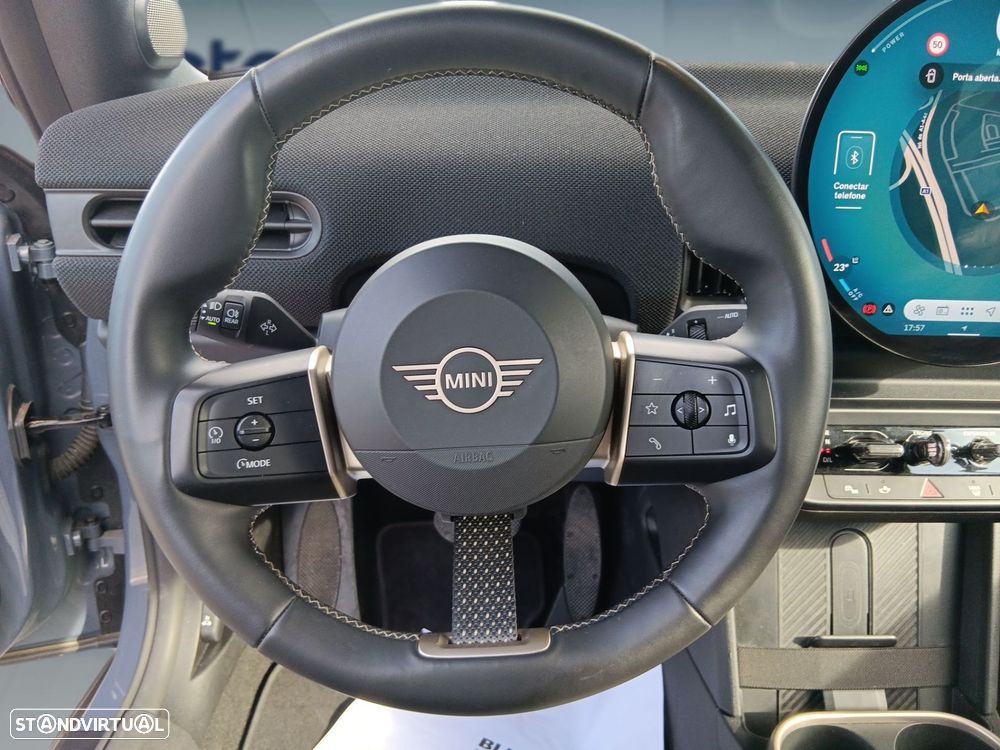 MINI Cabrio C Classic M — fotografia 13