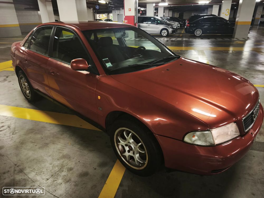 Audi A4 1.9 TDI Attraction EC - 2