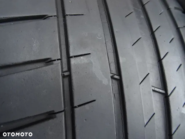 235/35/ZR19 91Y Michelin Pilot Sport 4 - 3