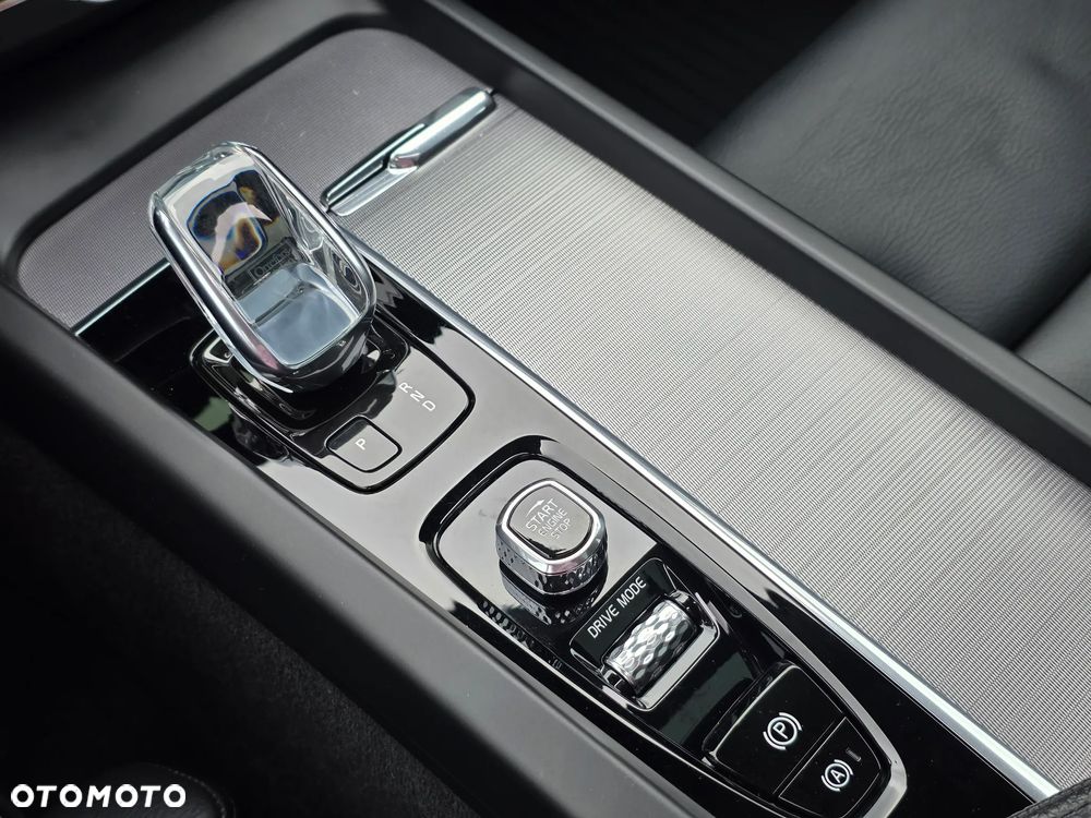 Volvo XC 60 - 21
