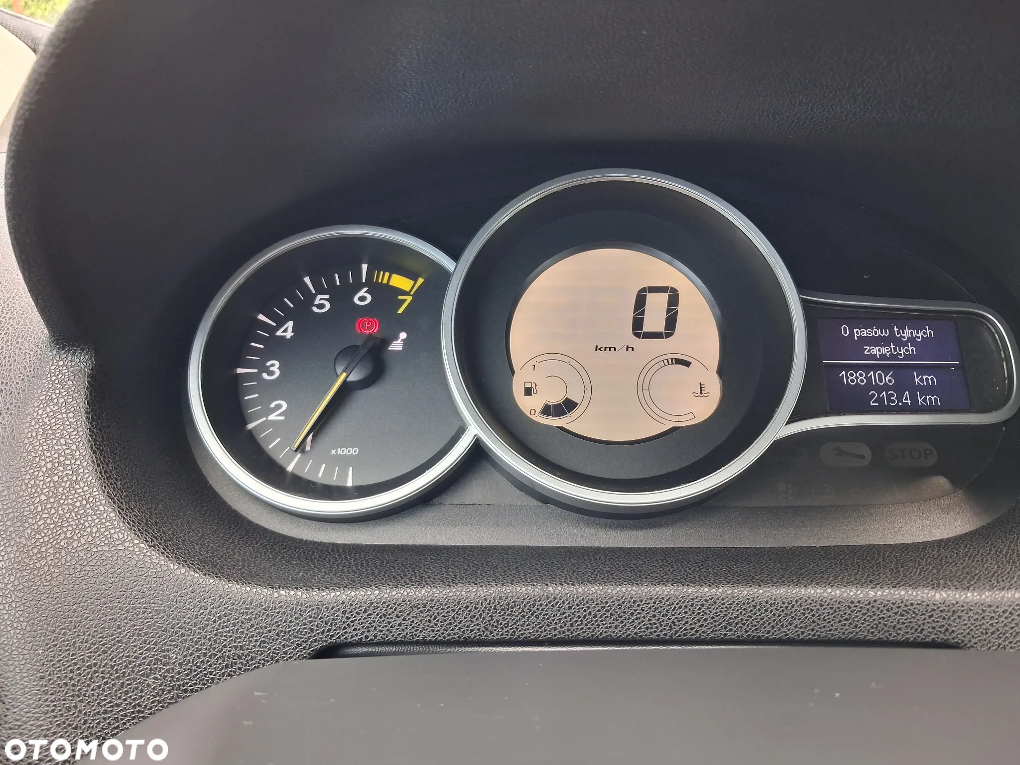 Renault Megane 1.6 16V 100 Expression - 8