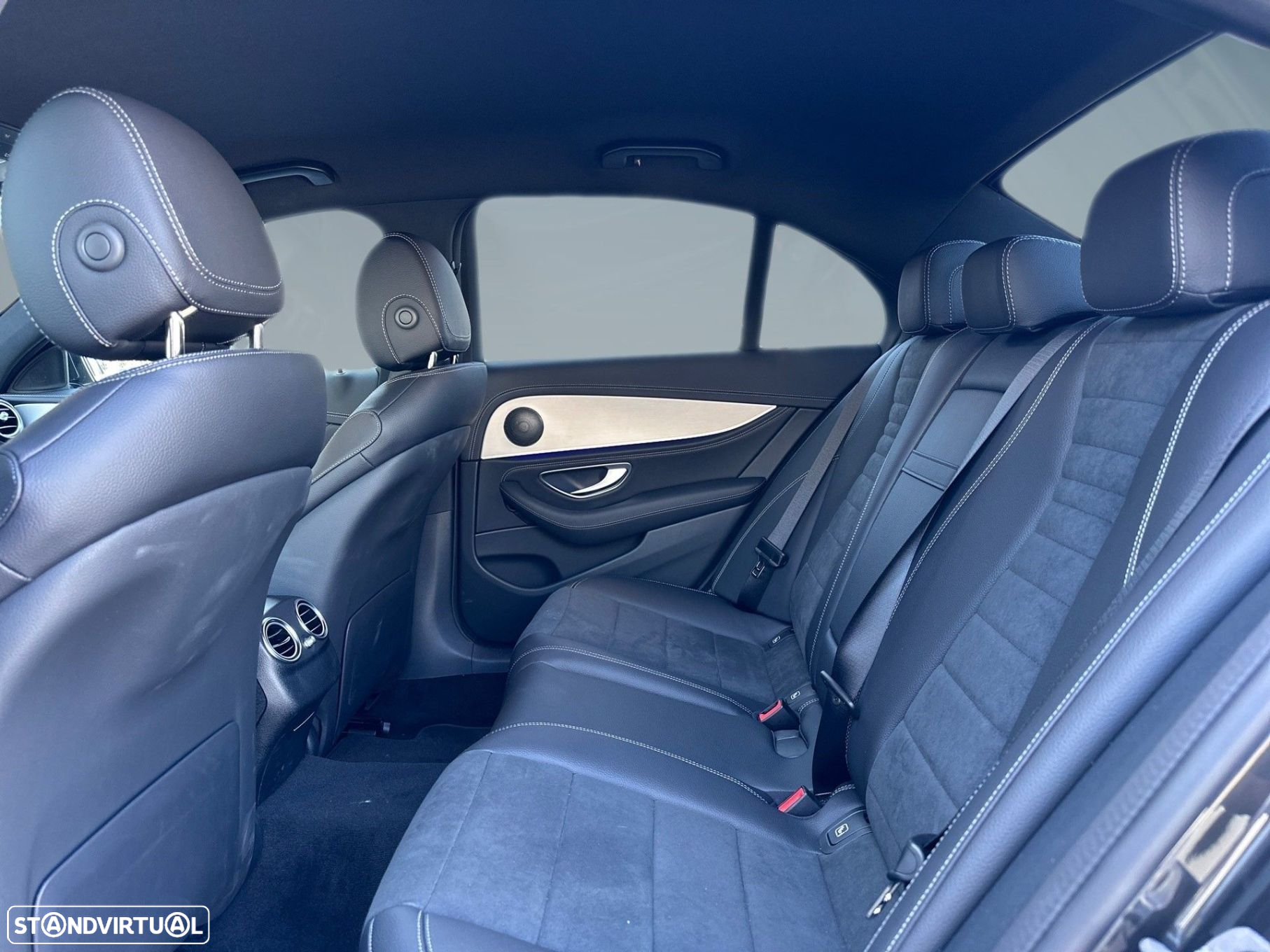 Mercedes-Benz e-300 - 10