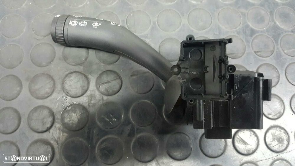 COMANDO DO LIMPA-VIDROS VOLKSWAGEN TOUAREG (7LA) TDI R5 - 2