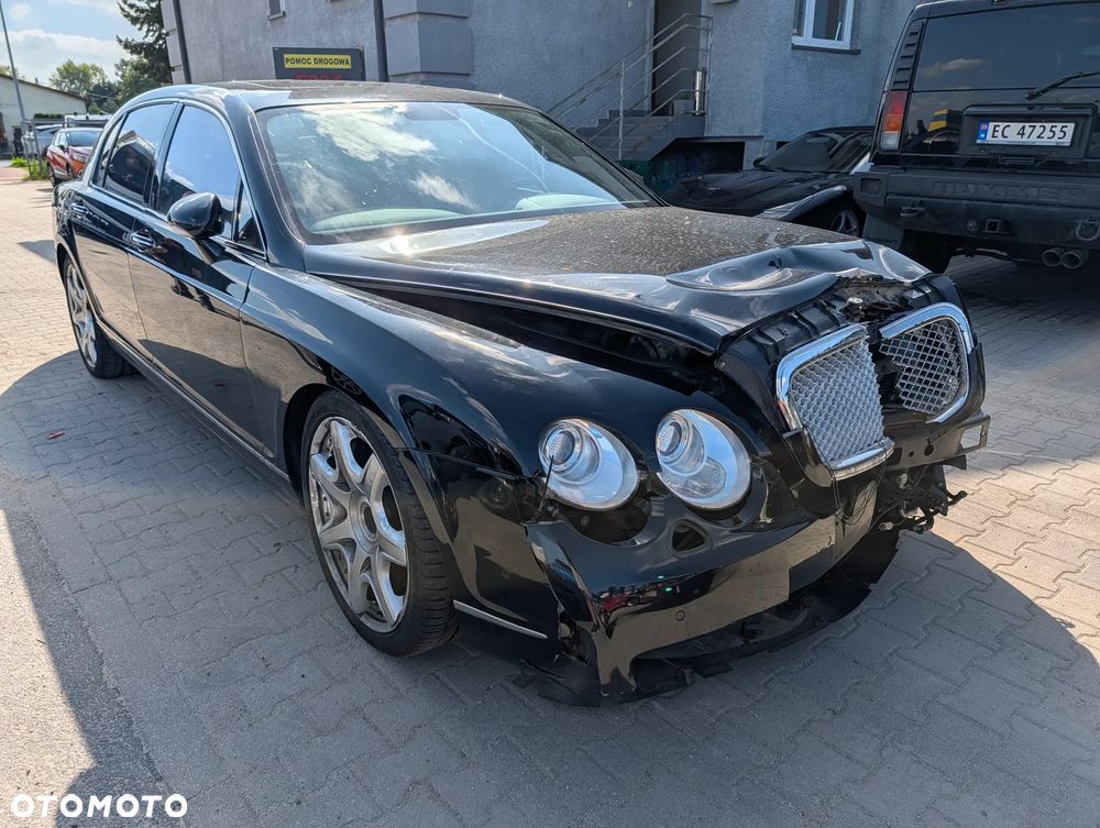 Bentley Flying Spur - 4