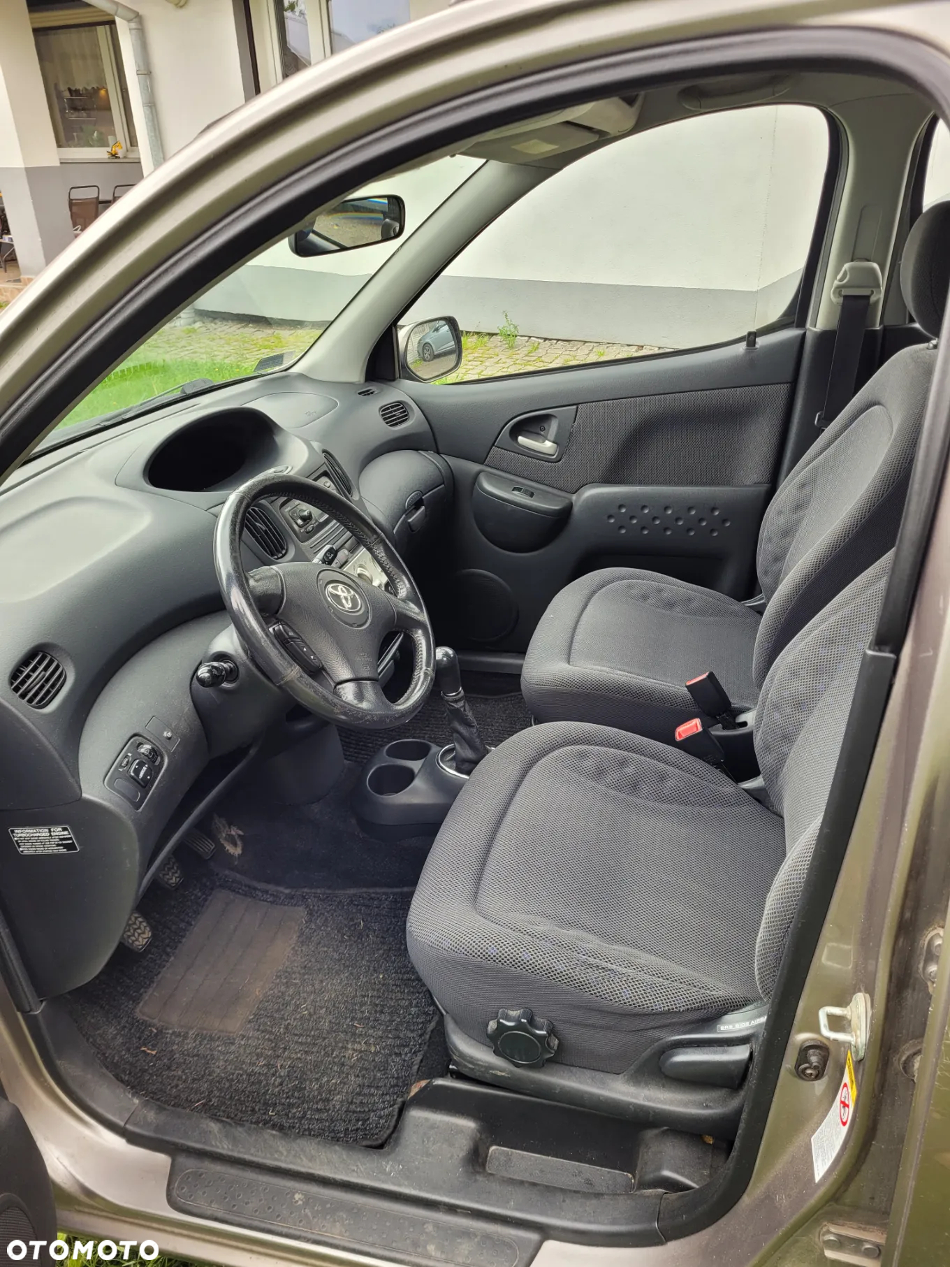 Toyota Yaris Verso 1.4 D-4D - 6