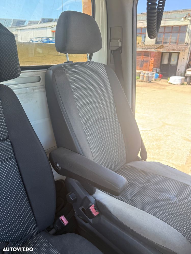 Mercedes-Benz Sprinter - 15