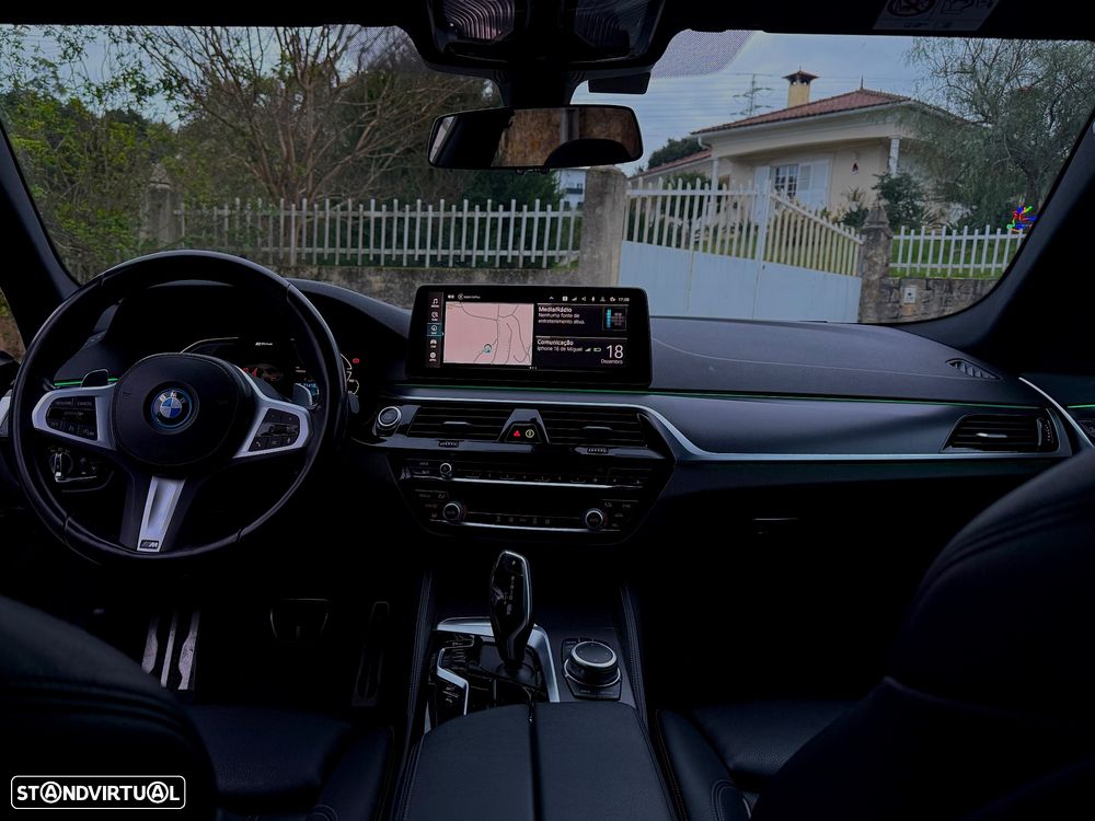 BMW 530 e Pack M - 10