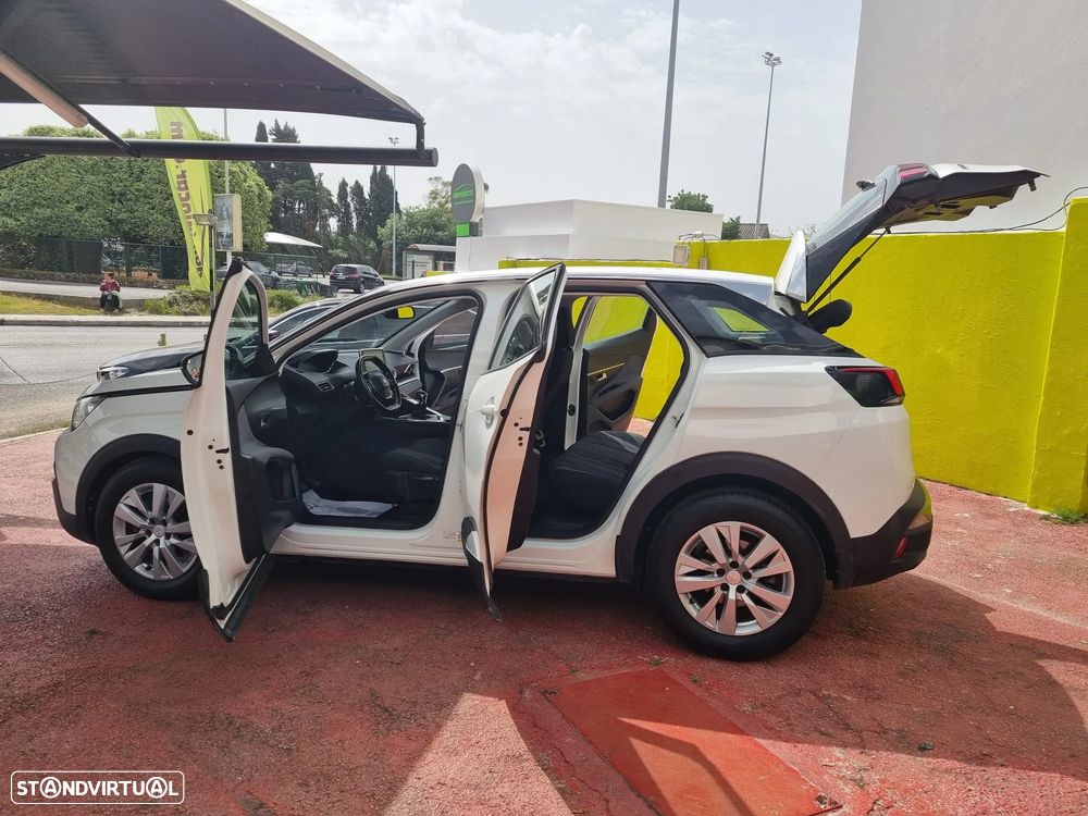 Peugeot 3008 PureTech 130 Stop & Start GPF Active - 12