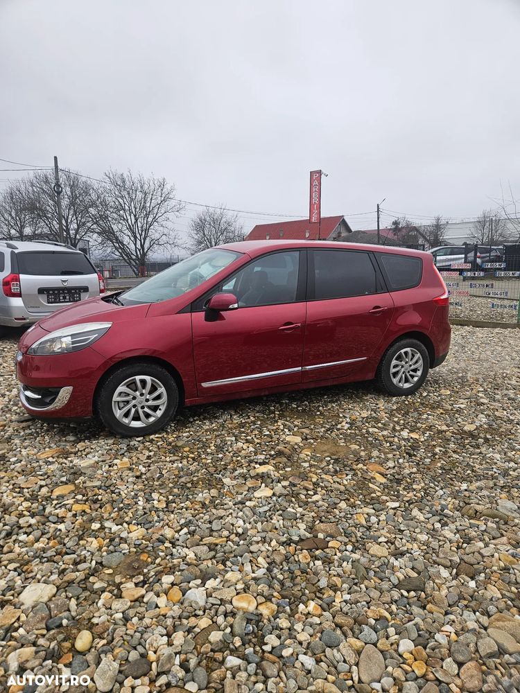Renault Grand Scenic dCi 110 Paris - 9