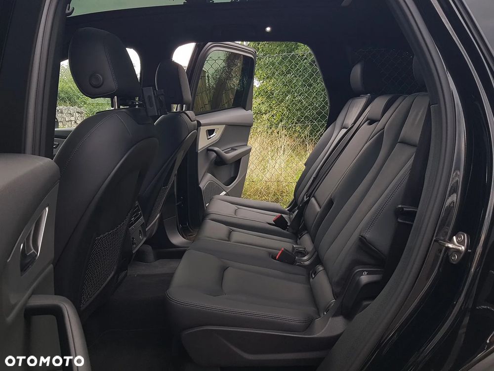 Audi Q7 - 17
