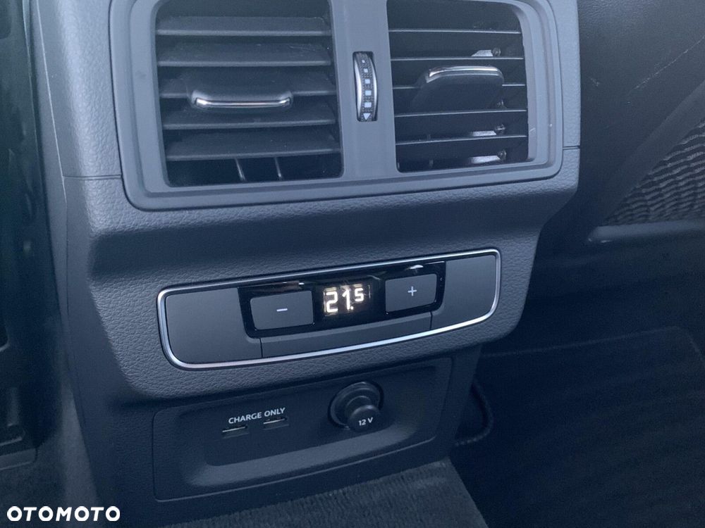 Audi Q5 Sportback - 22