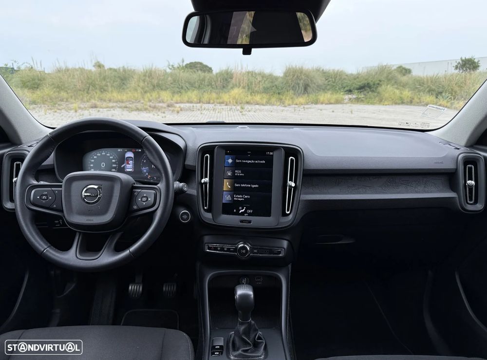 Volvo XC 40 1.5 T2 Momentum - 3