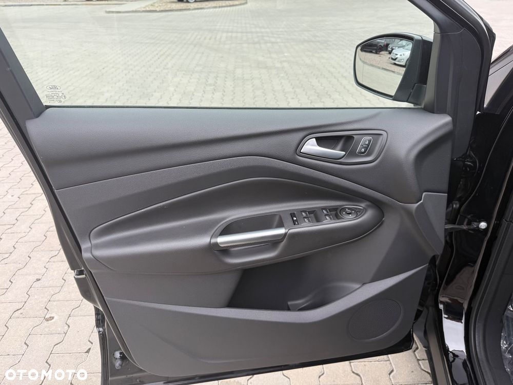 Ford Kuga 2.0 TDCi 4WD Titanium - 22