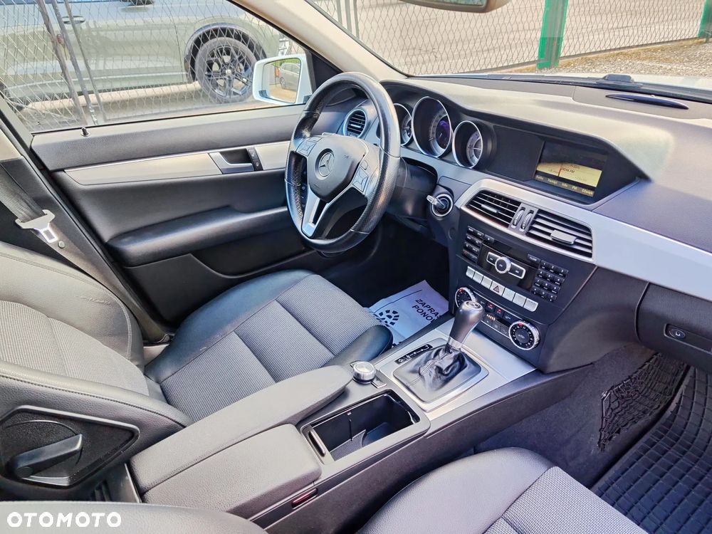 Mercedes-Benz Klasa C 220 (BlueTEC) d 7G-TRONIC Avantgarde - 14