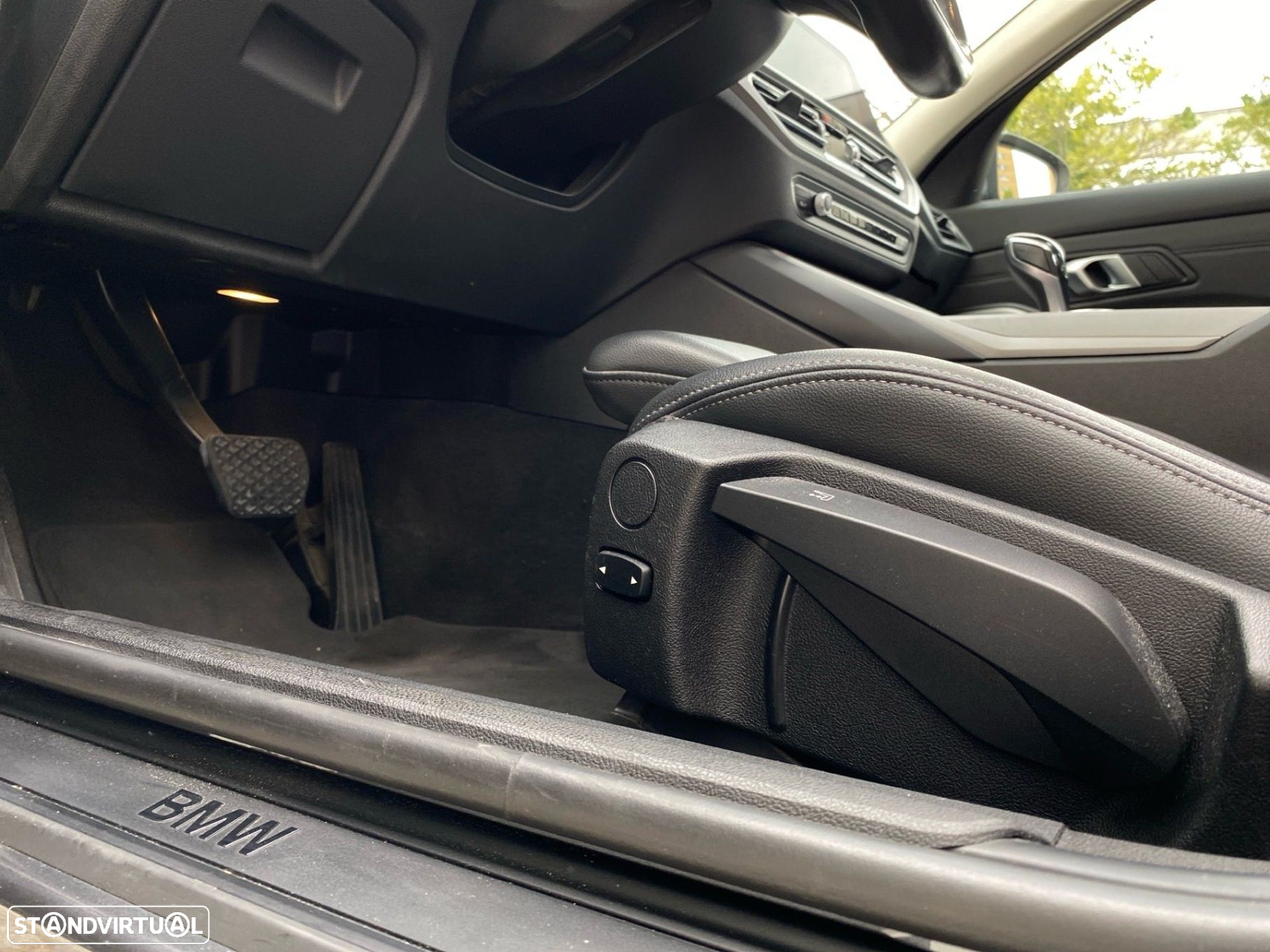 BMW 330 e Auto - 17