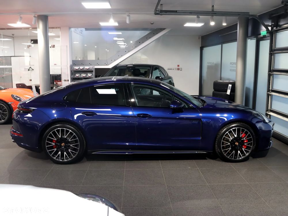 Porsche Panamera 4S E-Hybrid PHEV - 6