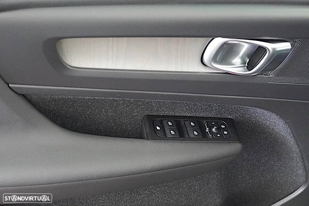 Volvo XC 40 1.5 T5 PHEV Inscription - 10