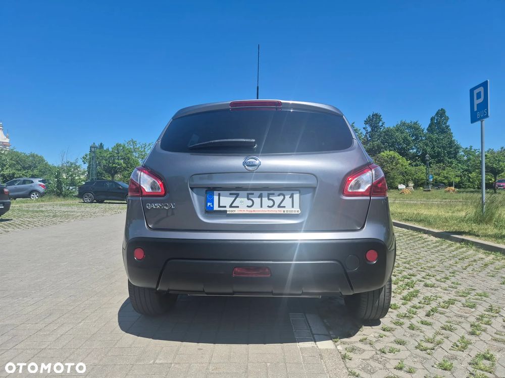 Nissan Qashqai 1.6 360 - 8
