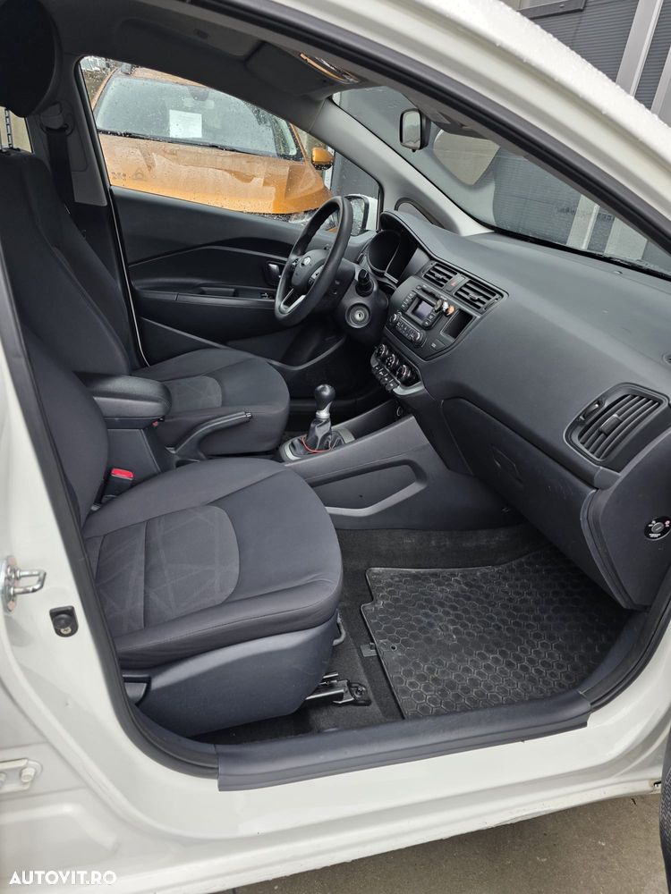 Kia Rio 1.2 GSL COMFORT - 13