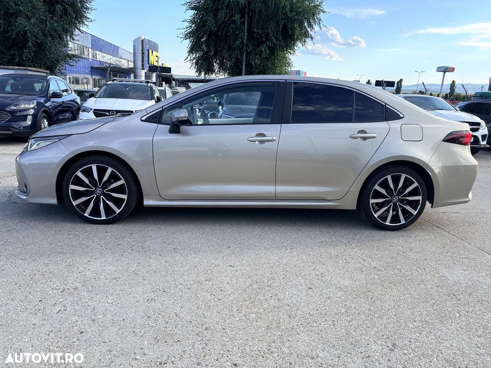 Toyota Corolla 1.8 HEV Business - 2